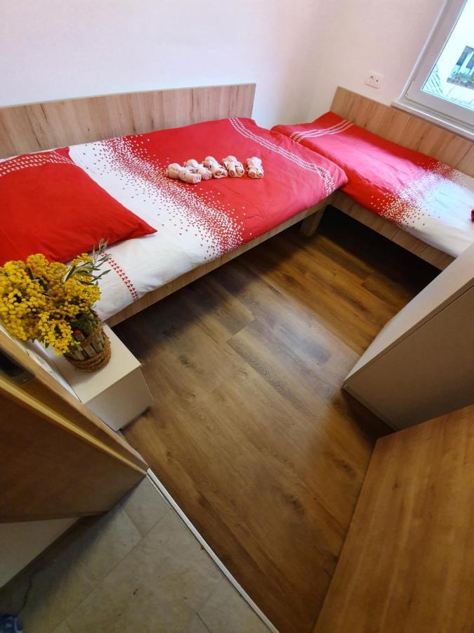 Apartments Mojstrana - Kekec Екстер'єр фото